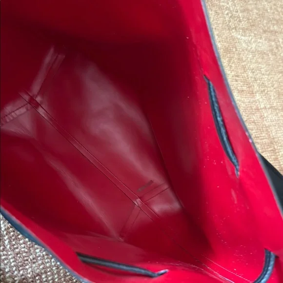 Mansur Gavriel Black Leather Shoulder Bag - Picture 4 of 7